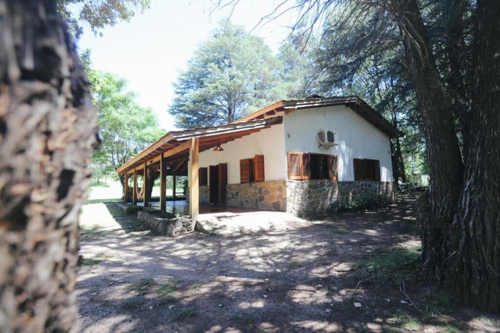 Alquiler de cabañas en Villa General Belgrano 67 cabanas en villa general belgrano modestita puduam vineyard 1